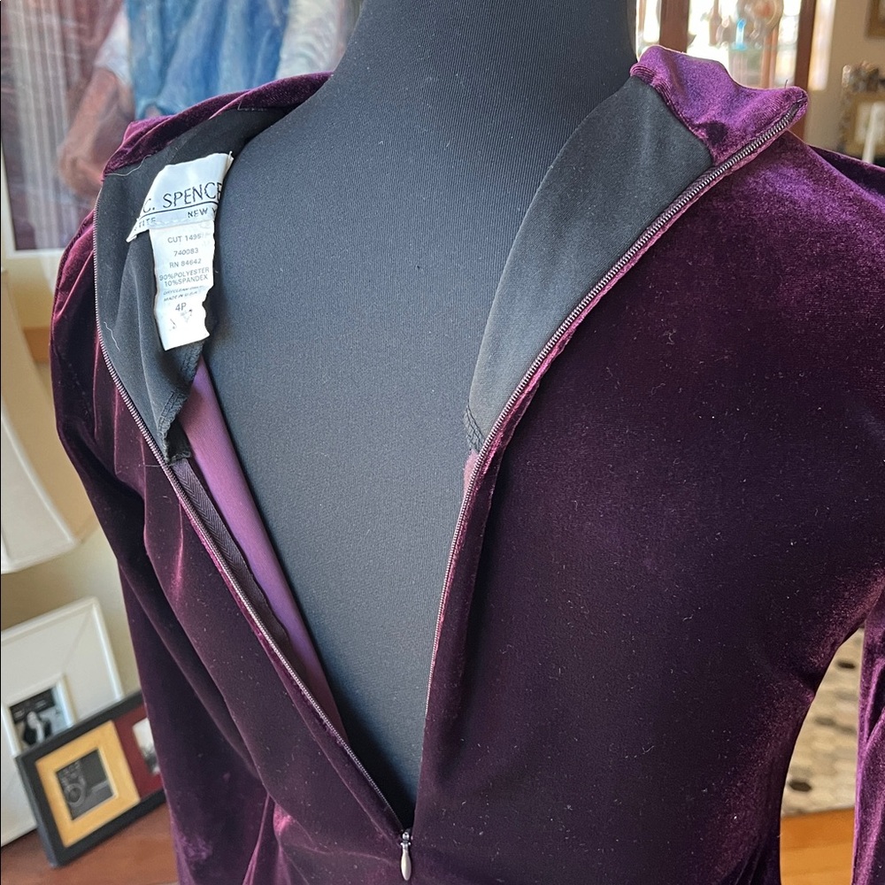 K.C. Spencer New York vintage fitted purple velour/polyester dress, 4 Petite - Picture 6 of 8